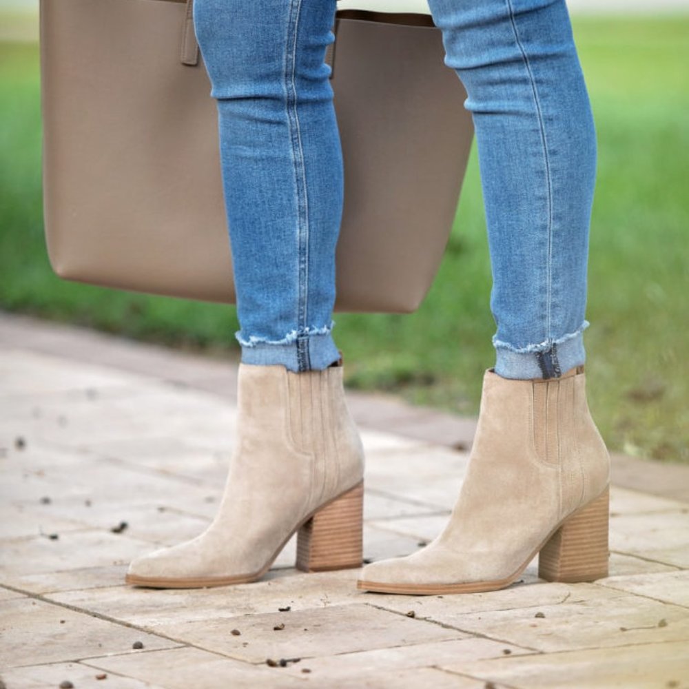 Marc Fisher Oshay Suede Ankle Booties Size 9.5